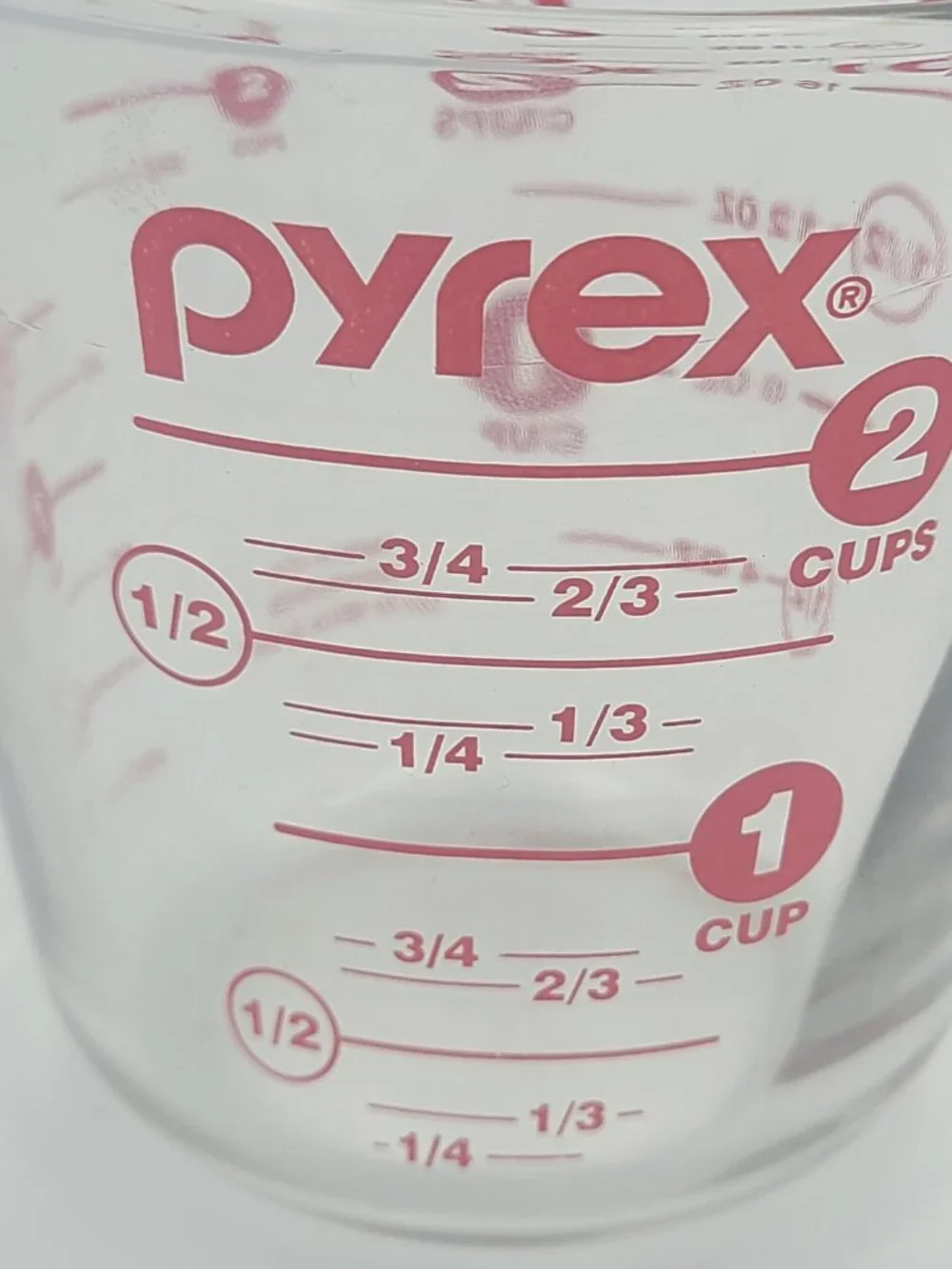 Vtg Pyrex 2 Cup Glass Measuring Cup Red Circle Numbers 16 oz USA J Hook Handle